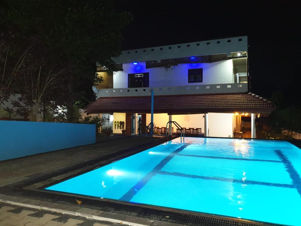 Villa タール エクステリア 写真
